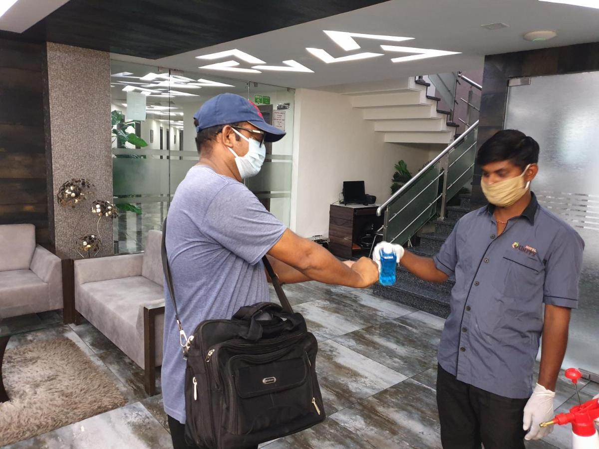 Hotel Unity Ahmedabad Exteriör bild